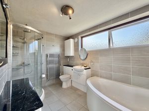 Photo 16- click for photo gallery